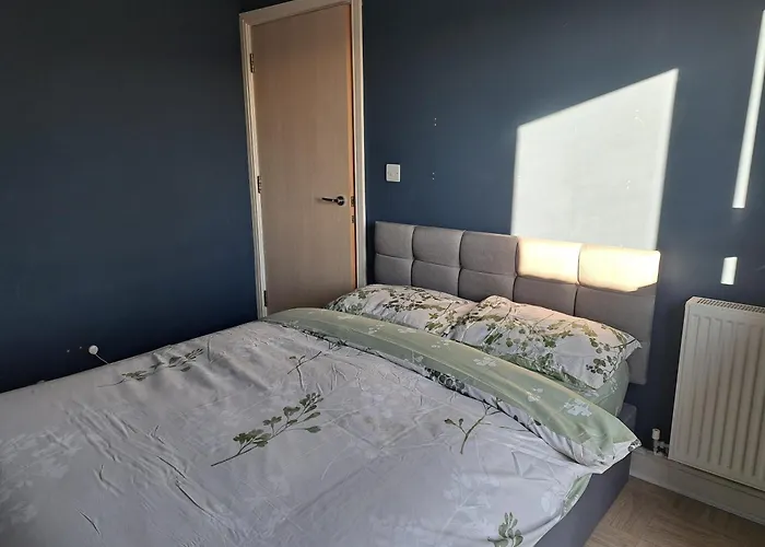 Delightful Double Room In Home