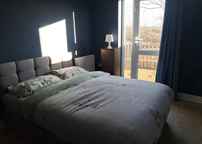 Delightful Double Room In Home